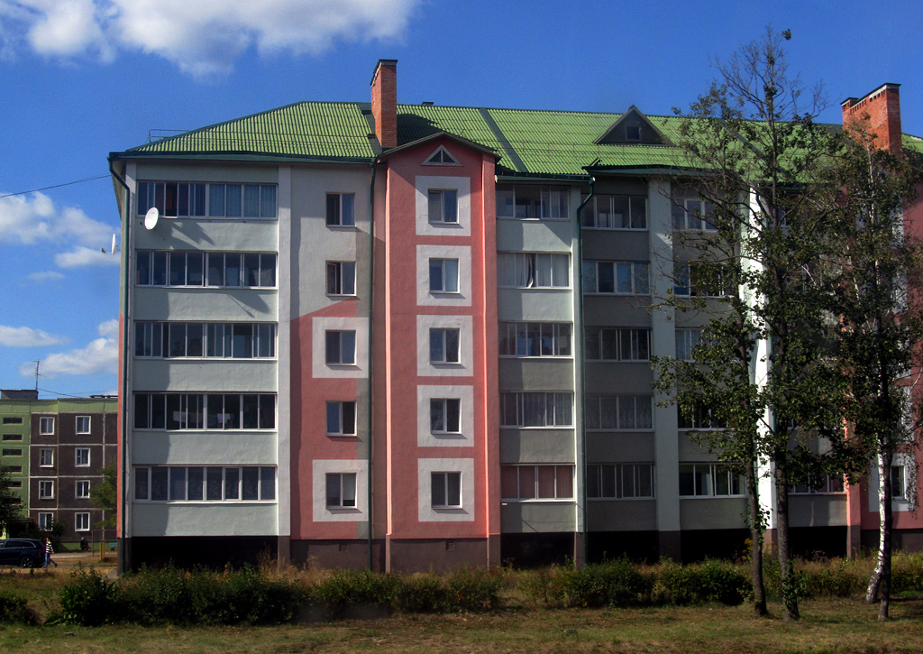 Октябрьский, Улица Якуба Коласа, 5