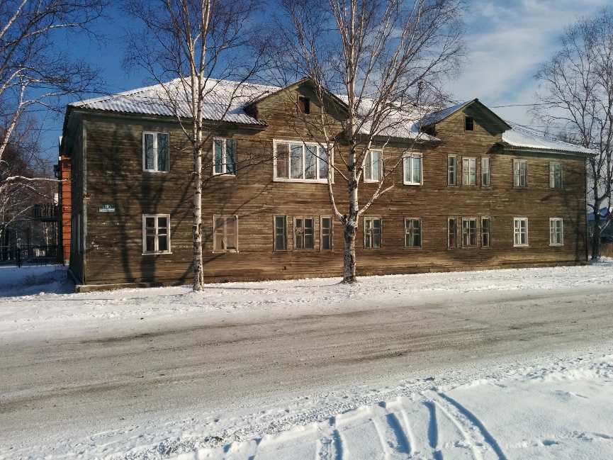 Советская Гавань, Улица Гончарова, 25 / Первомайская улица, 46