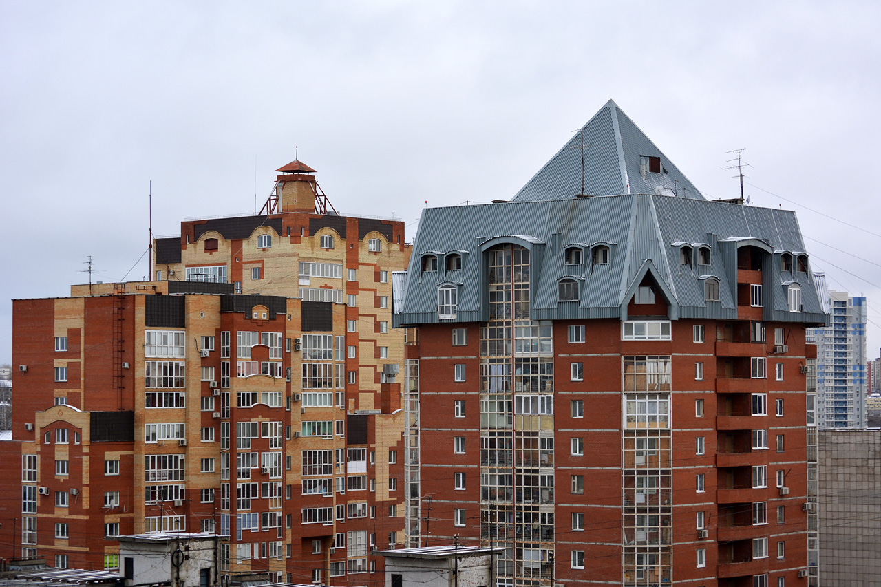 Пермь, Улица Пушкина, 109; Улица Луначарского, 103