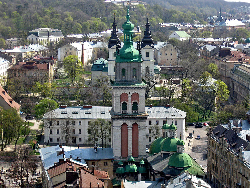 Львов, Улица Владимира Винниченко, 22; Подвальная улица, 9; Подвальная улица, 2