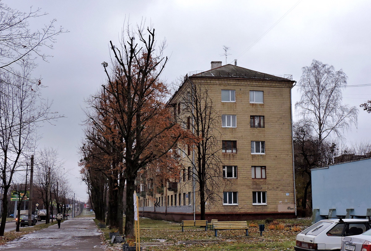 Харьков, Проспект Героев Харькова, 204 / улица харьковских дивизий, 2