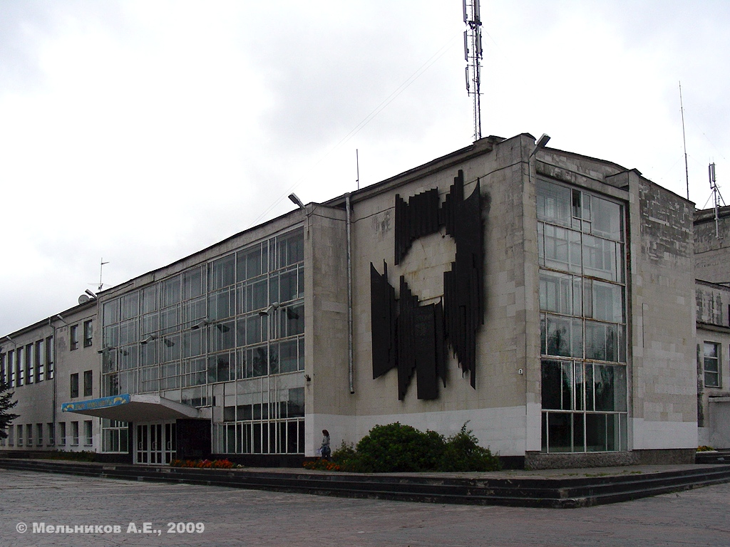 Uglich, Красноармейский бульвар, 3