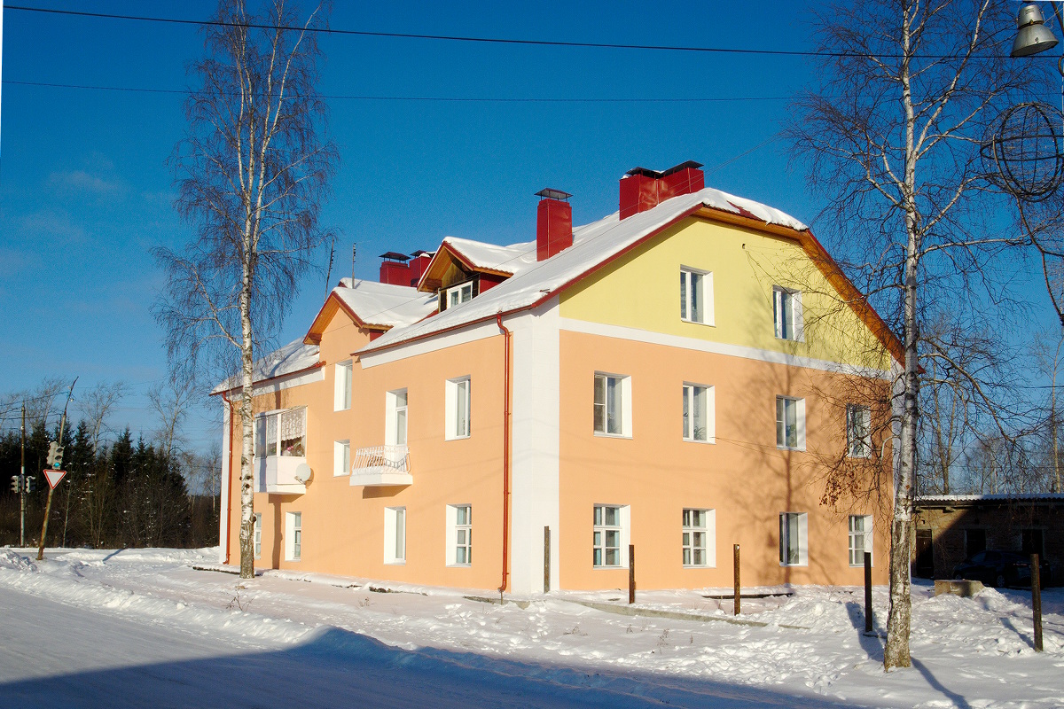 Volchansk, Первомайская улица, 1