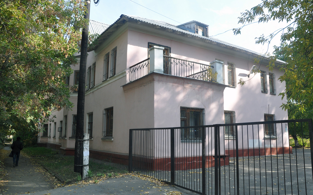 Omsk, 1-я Затонская улица, 24