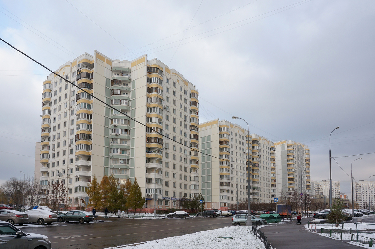 Москва, Улица Адмирала Лазарева, 30; Улица Адмирала Лазарева, 28