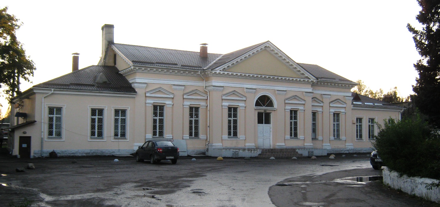 Вырица, Улица Жертв Революции, 11