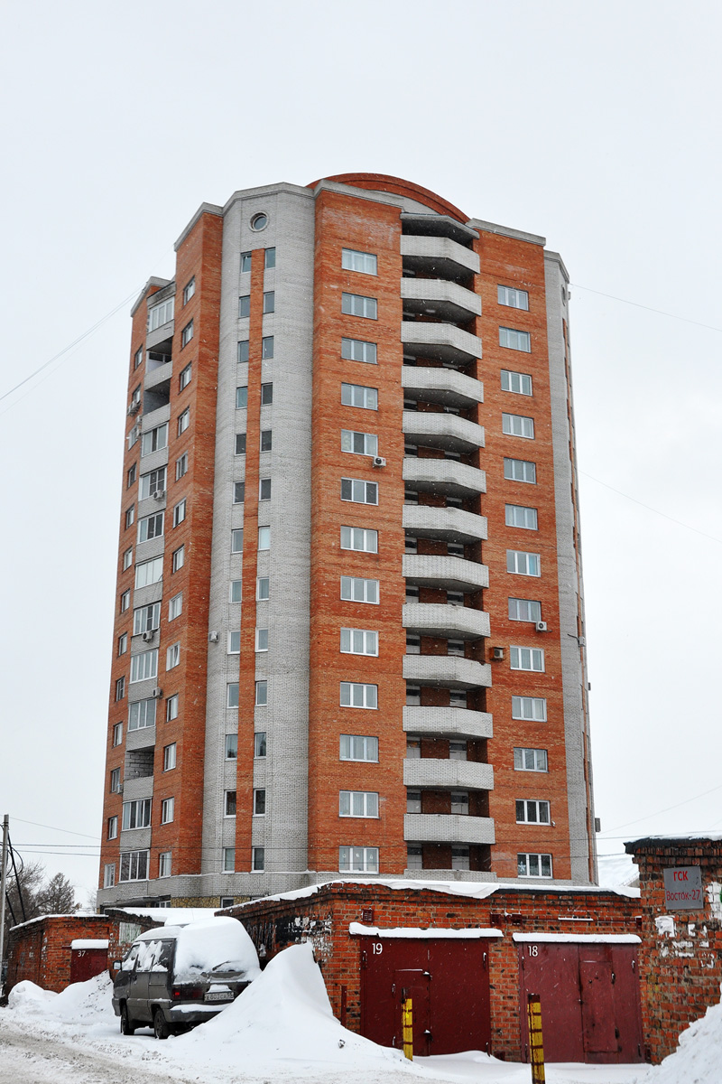 Omsk, Улица Масленникова, 203/1