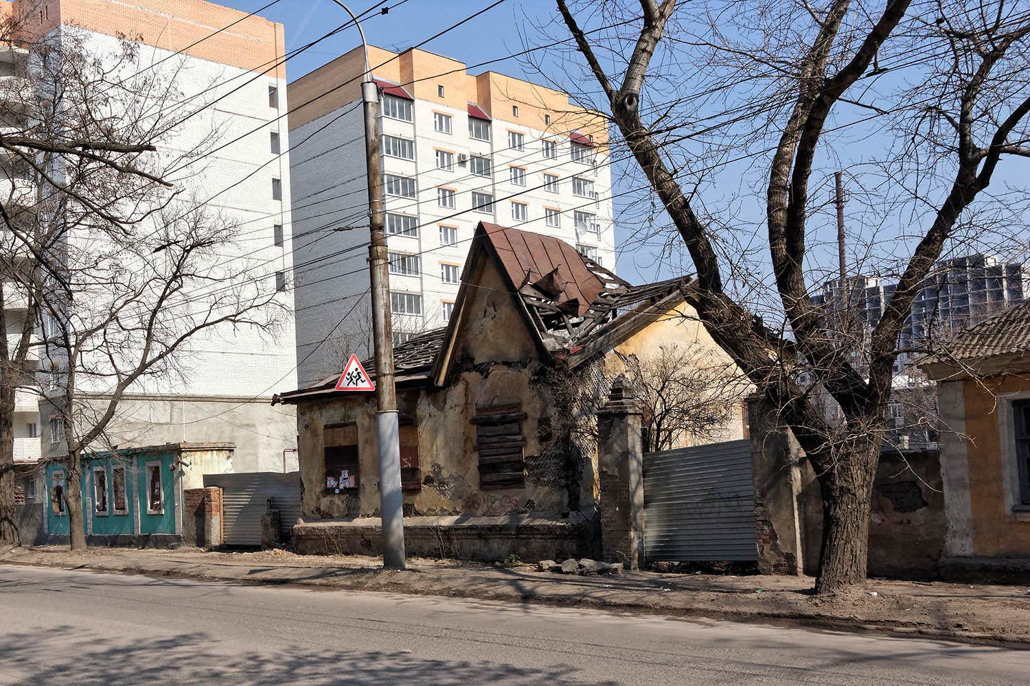 Воронеж, Средне-Московская улица, 64; Средне-Московская улица, 66