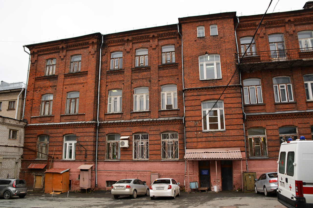 Perm, Улица Максима Горького, 15