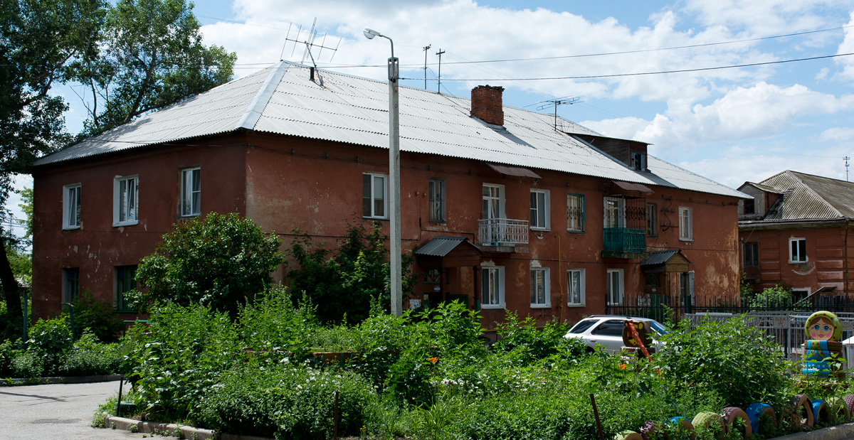 Омск, Братская улица, 15