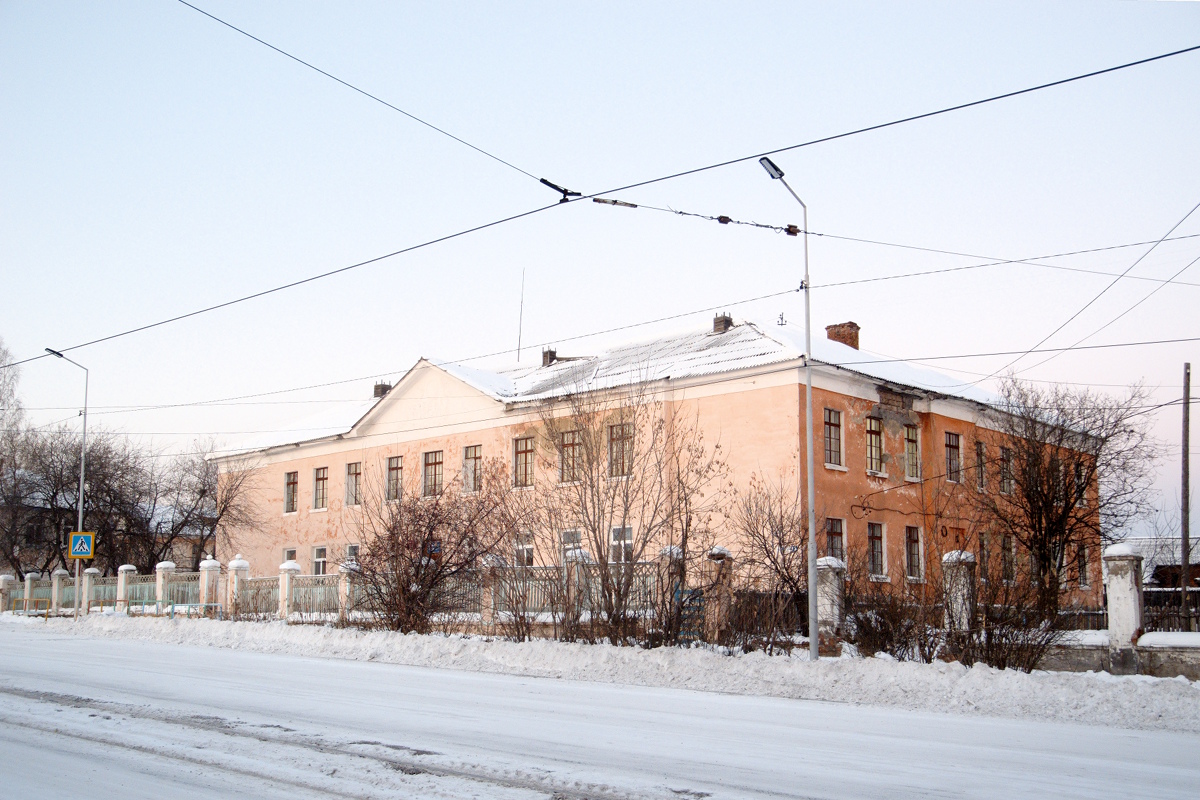 Волчанск, Советская улица, 3