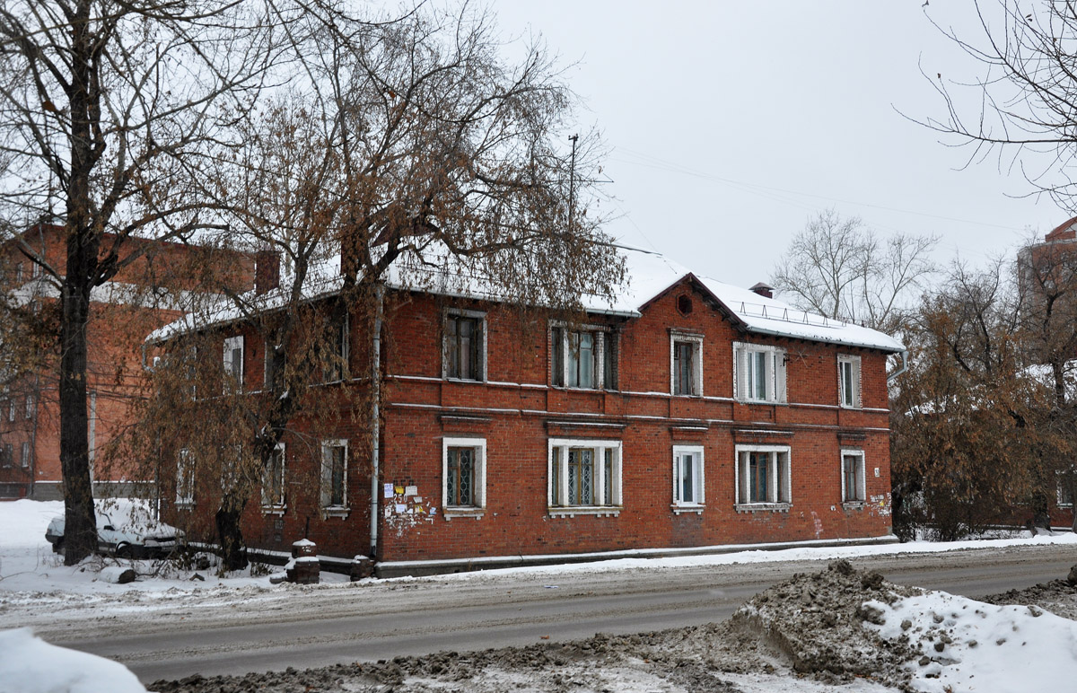 Омск, Улица 20 лет РККА, 250