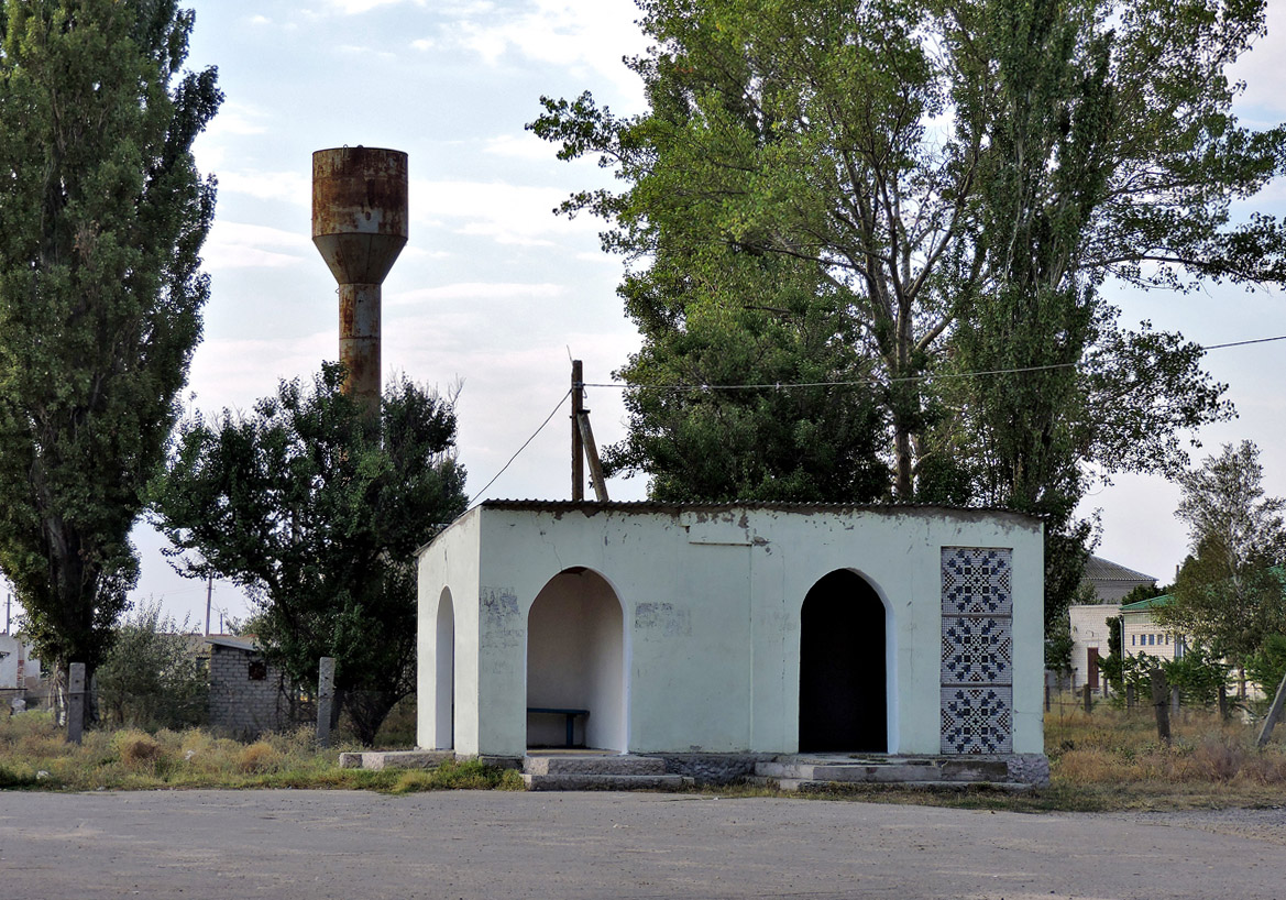 Генический район, прочие н.п., с. Приозёрное, Заводская улица, 3*