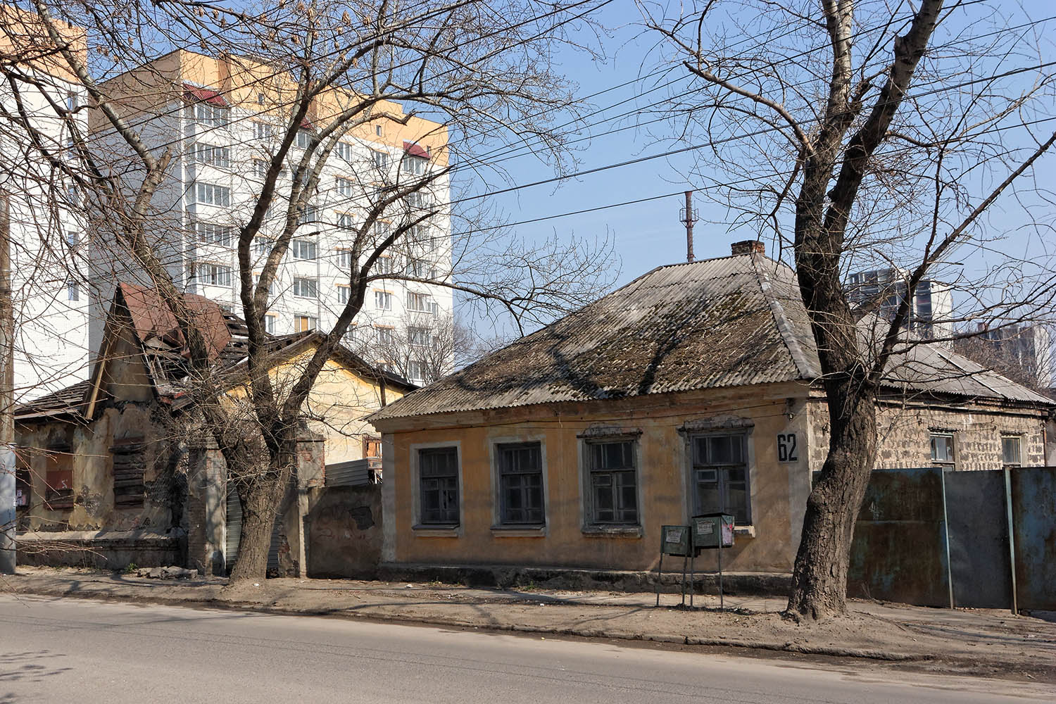 Воронеж, Средне-Московская улица, 62; Средне-Московская улица, 64