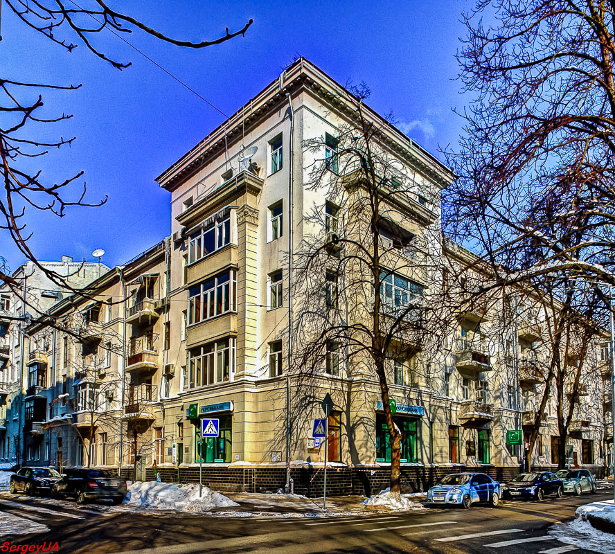 Київ, Липская улица, 12 / Липский переулок, 5