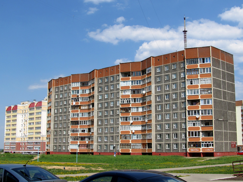 Жлобин, 18-й микрорайон, 4