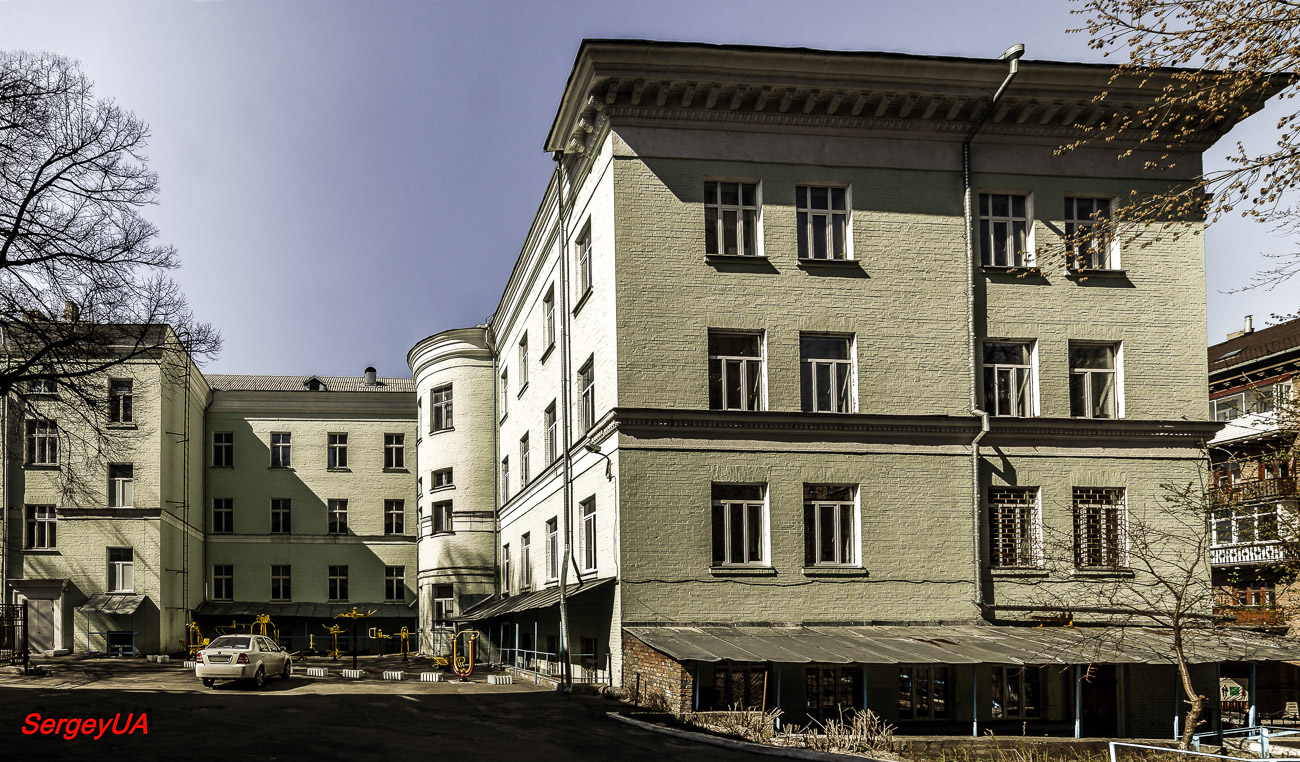 Киев, Лютеранская улица, 10