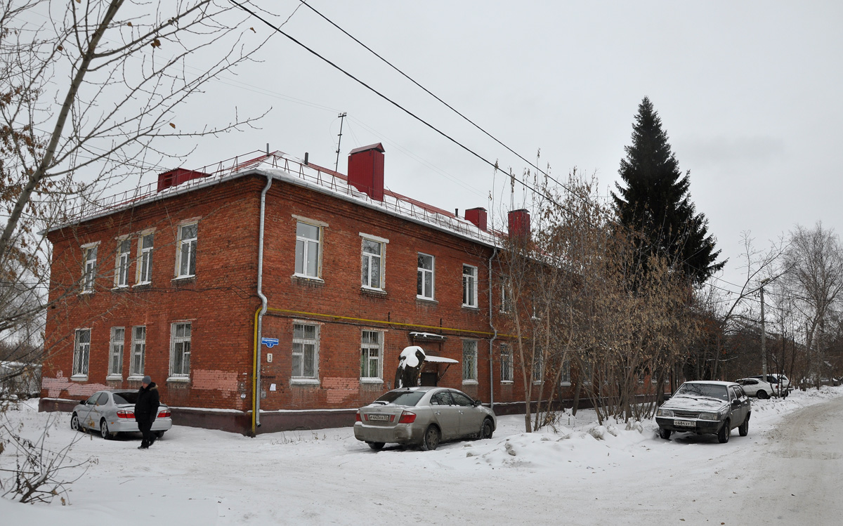 Омск, Улица Пархоменко, 3