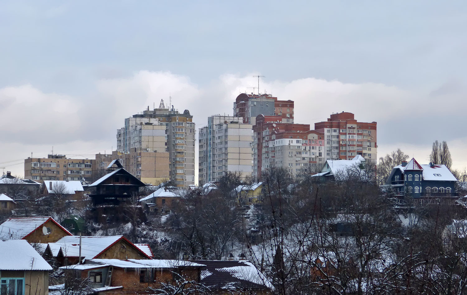 Kyiv, Улица Петра Заломова, 1А; Улица Петра Заломова, 2; Улица Николая Амосова, 4