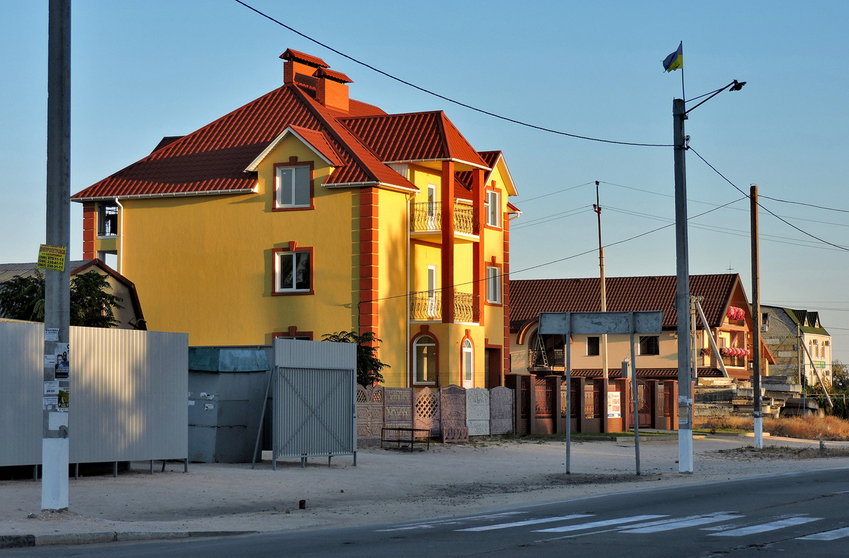 Geniches'k district. others settlements, с. Геническая Горка, Азовская улица, 57А