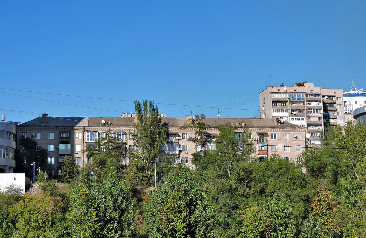 Запорожье, Тбилисская улица, 17; Дунайская улица, 35