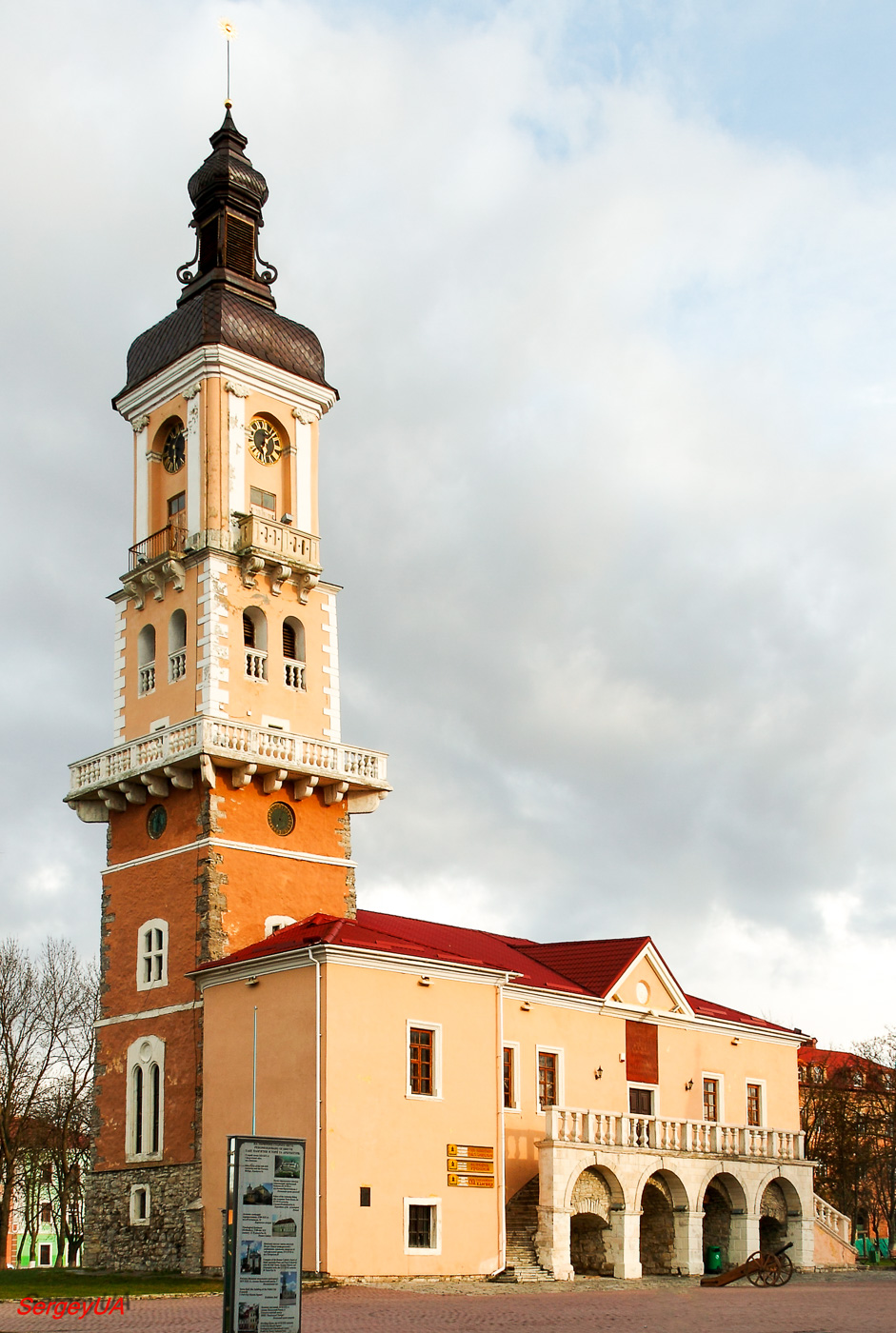 Каменец-Подольский, Площадь Польский Рынок, 1