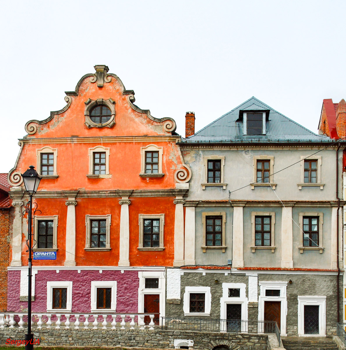 Kamyanets'-Podil's'kyy, Площадь Польский Рынок, 4А,Б