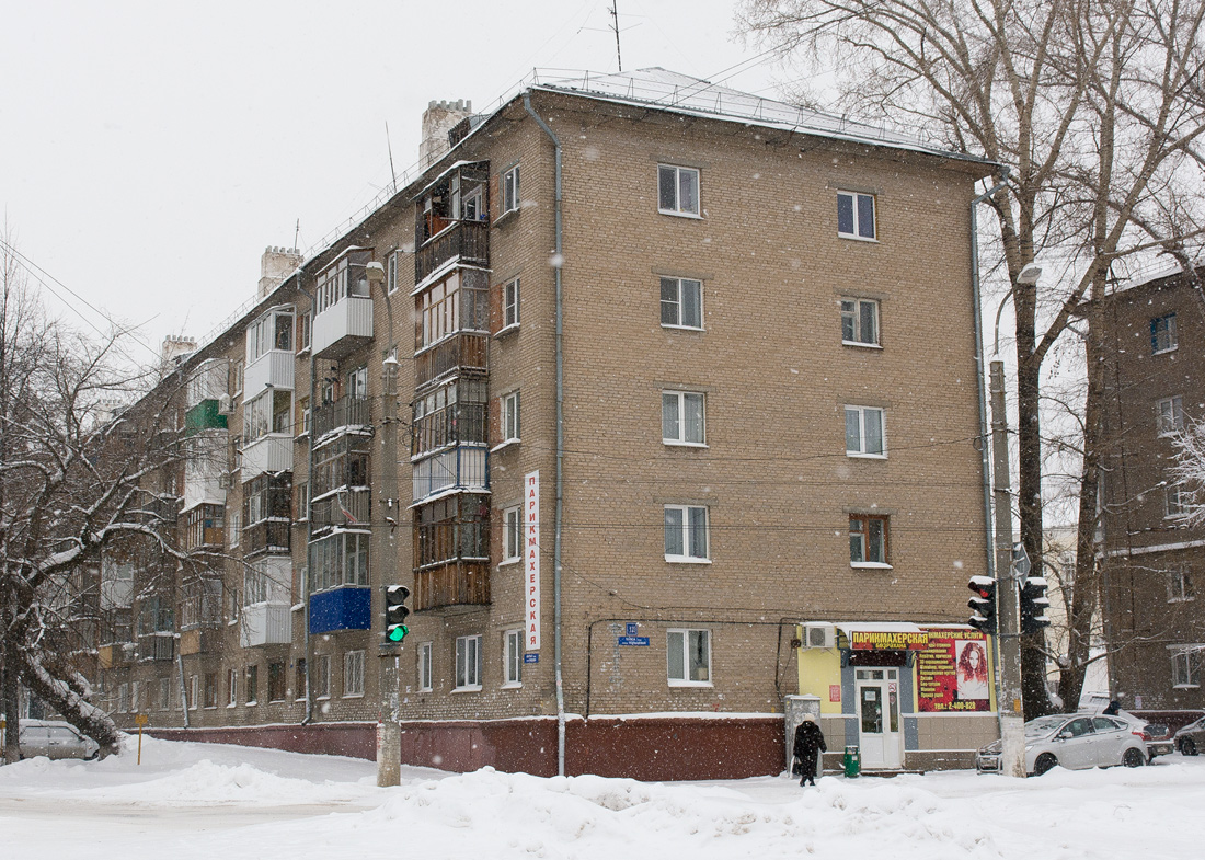 Уфа, Кольцевая улица, 135 / Улица Свободы, 32