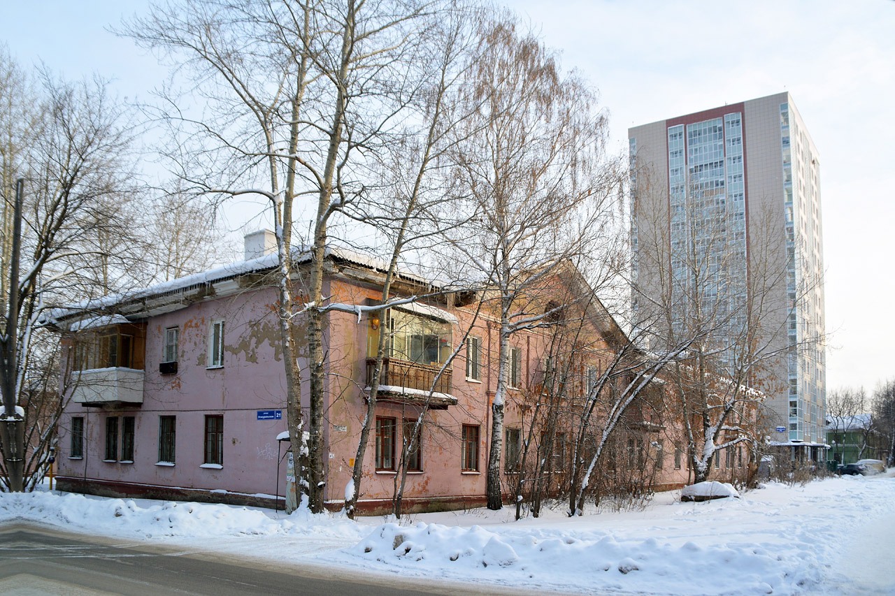 Пермь, Переселенческая улица, 109; Переселенческая улица, 111