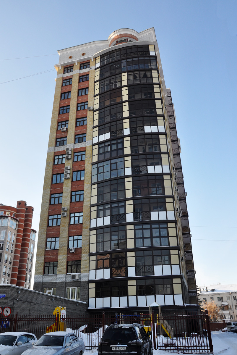Omsk, Учебная улица, 86