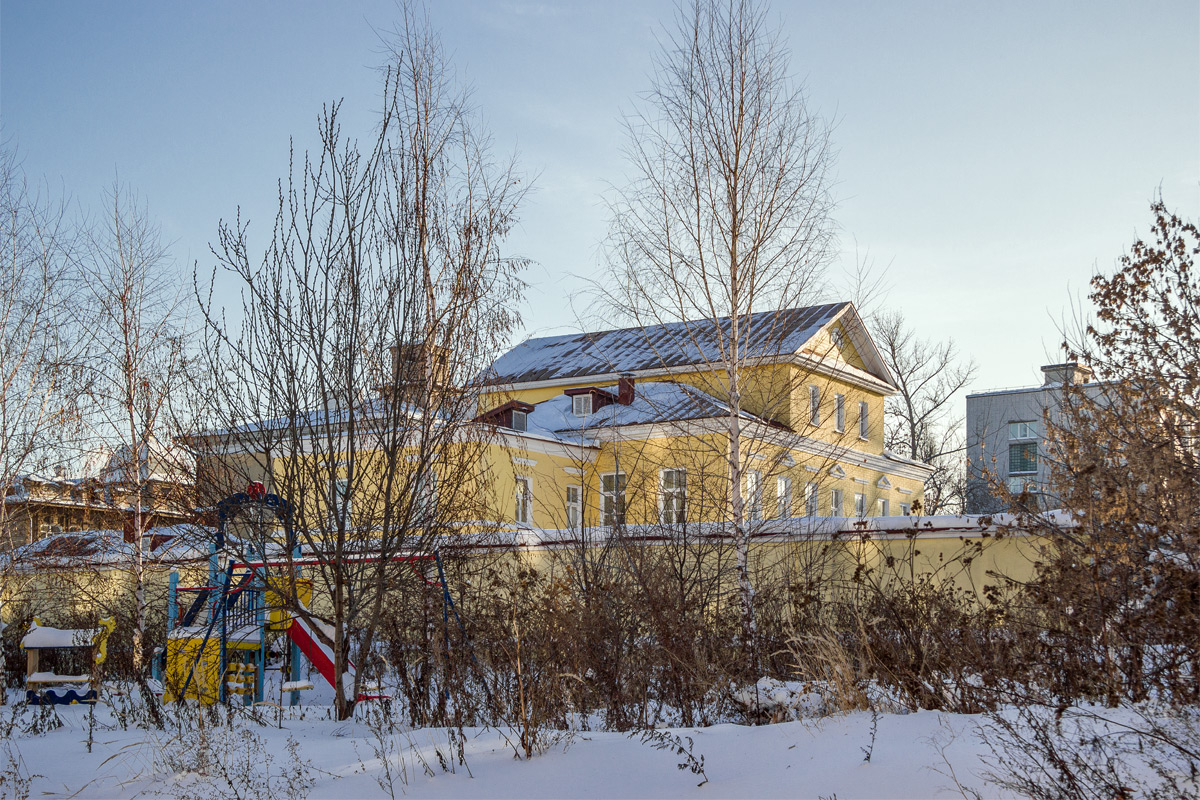Казань, Улица Япеева, 15 лит 6