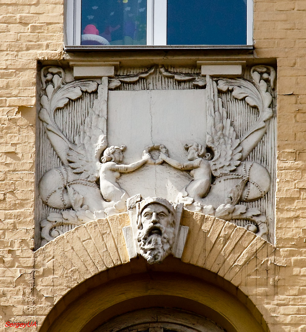 Киев, Большая Васильковская улица, 26