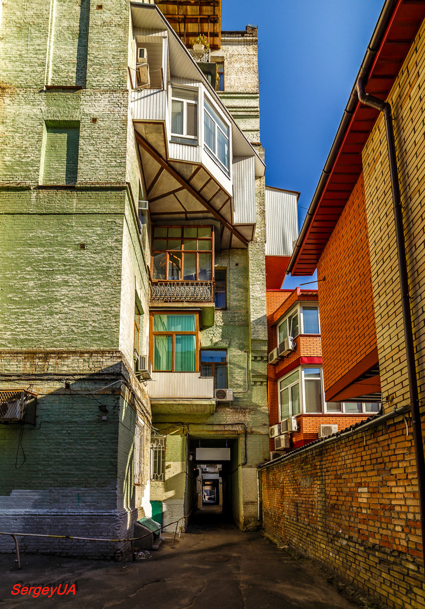 Киев, Большая Васильковская улица, 26