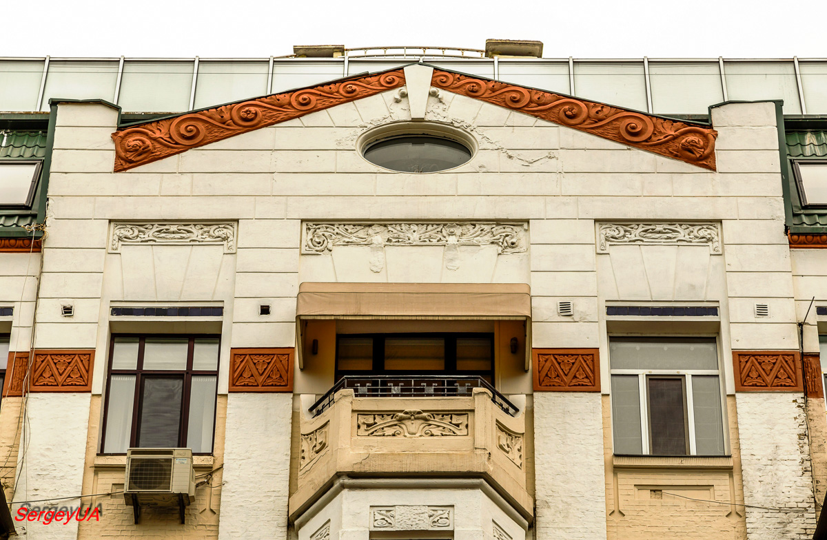 Kyiv, Большая Васильковская улица, 40