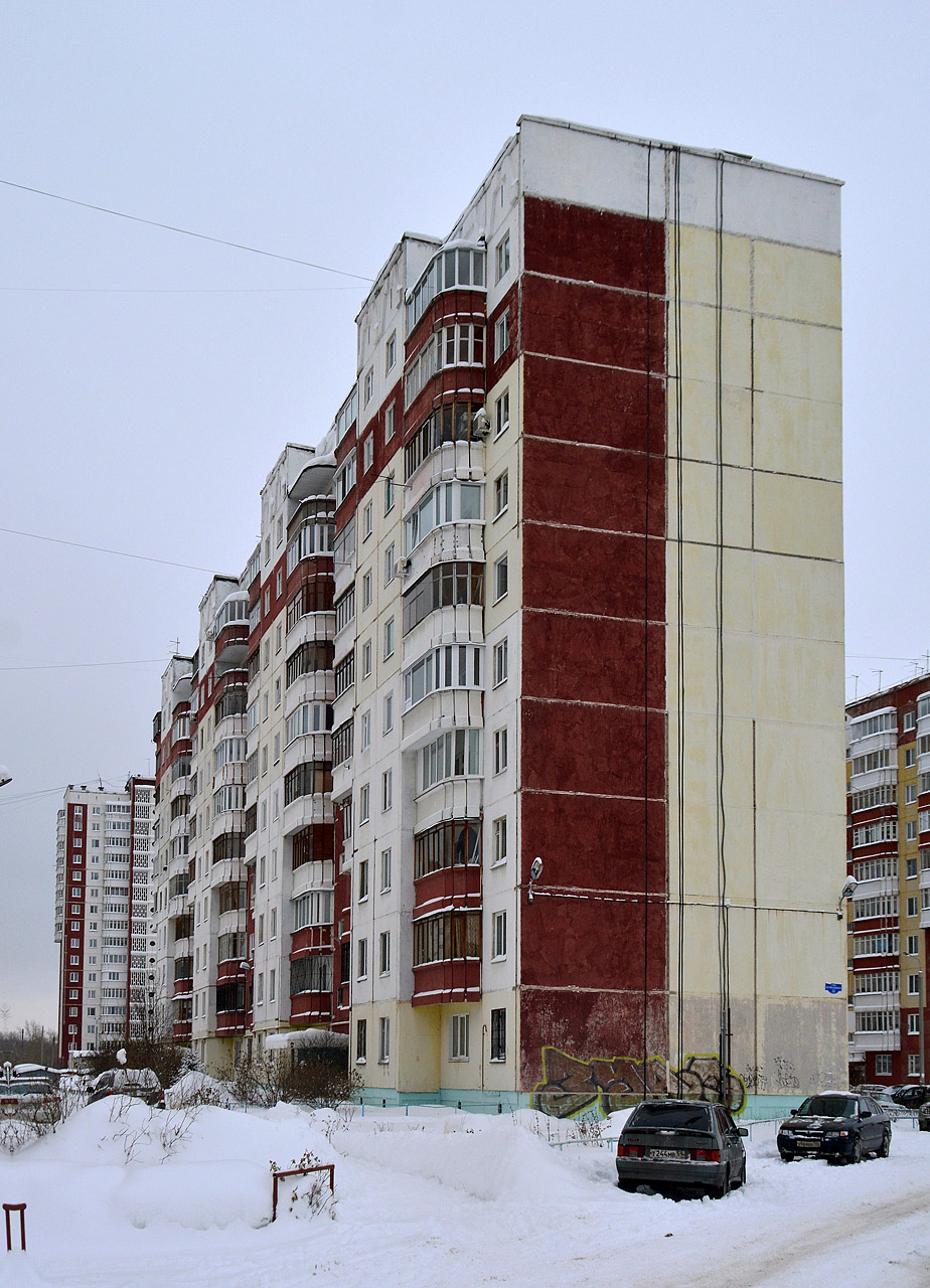 Perm, Улица Куфонина, 22