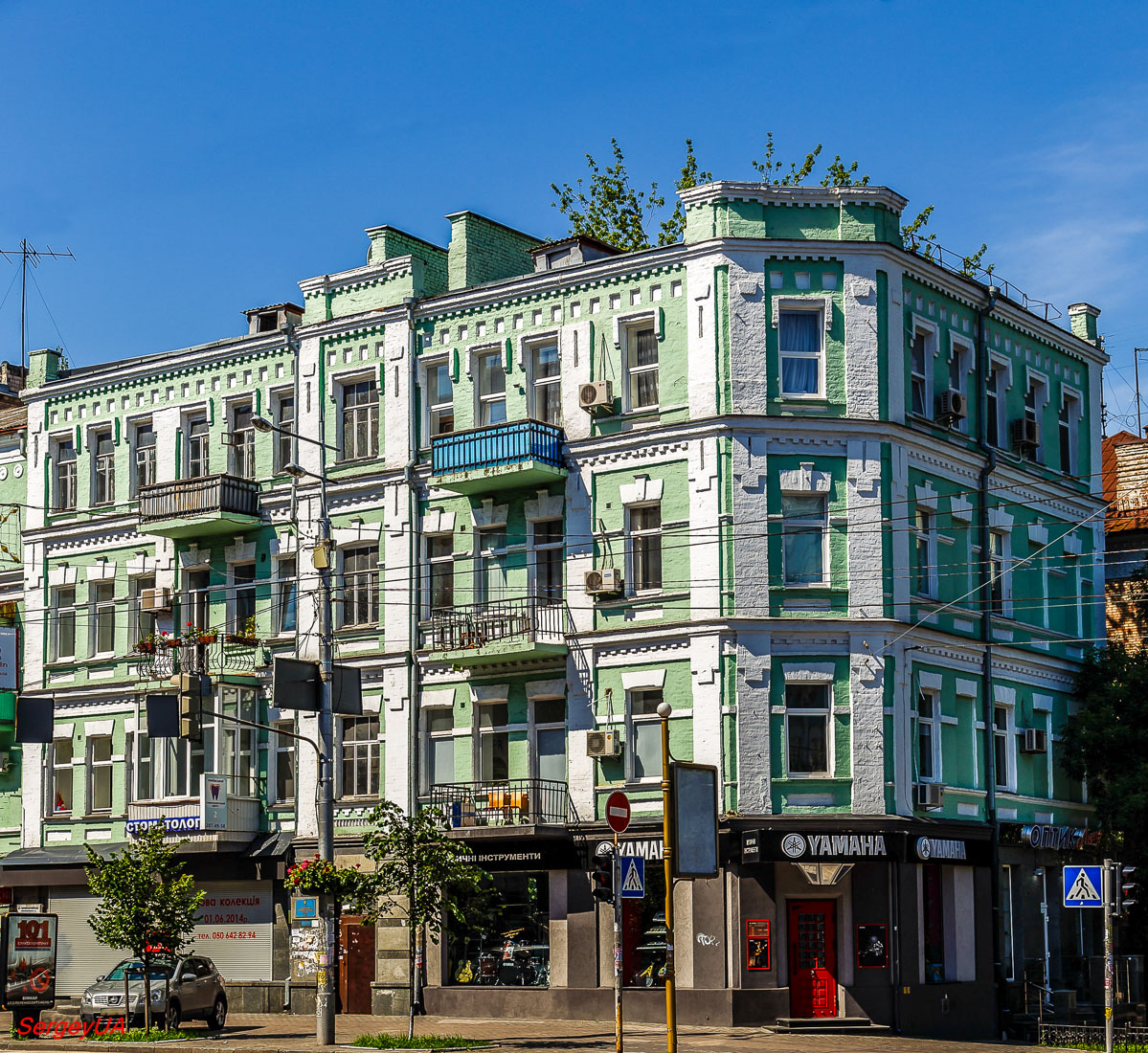 Київ, Большая Васильковская улица, 86 / Деловая Улица, 9