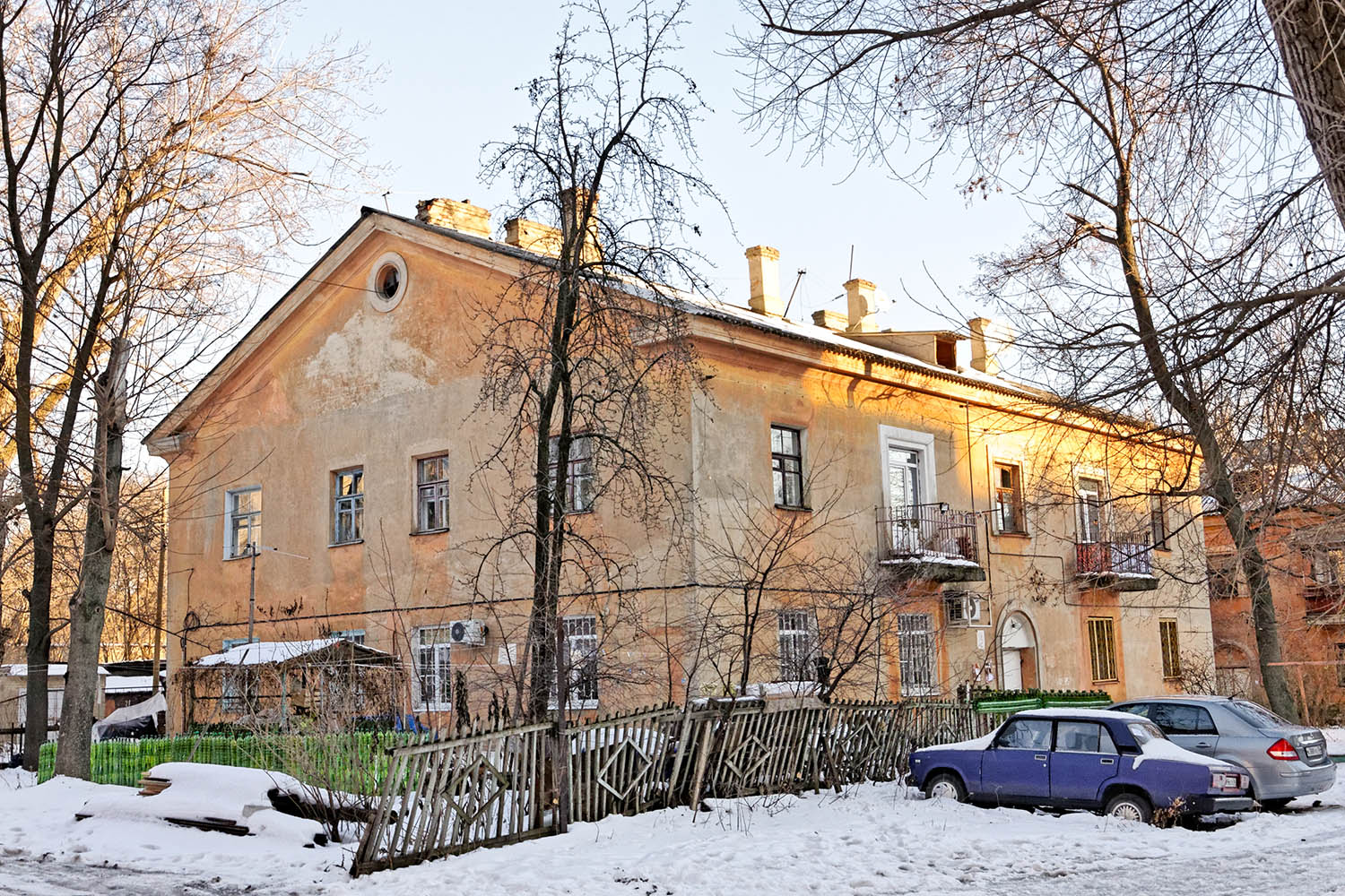 Воронеж, Улица Карпинского, 24
