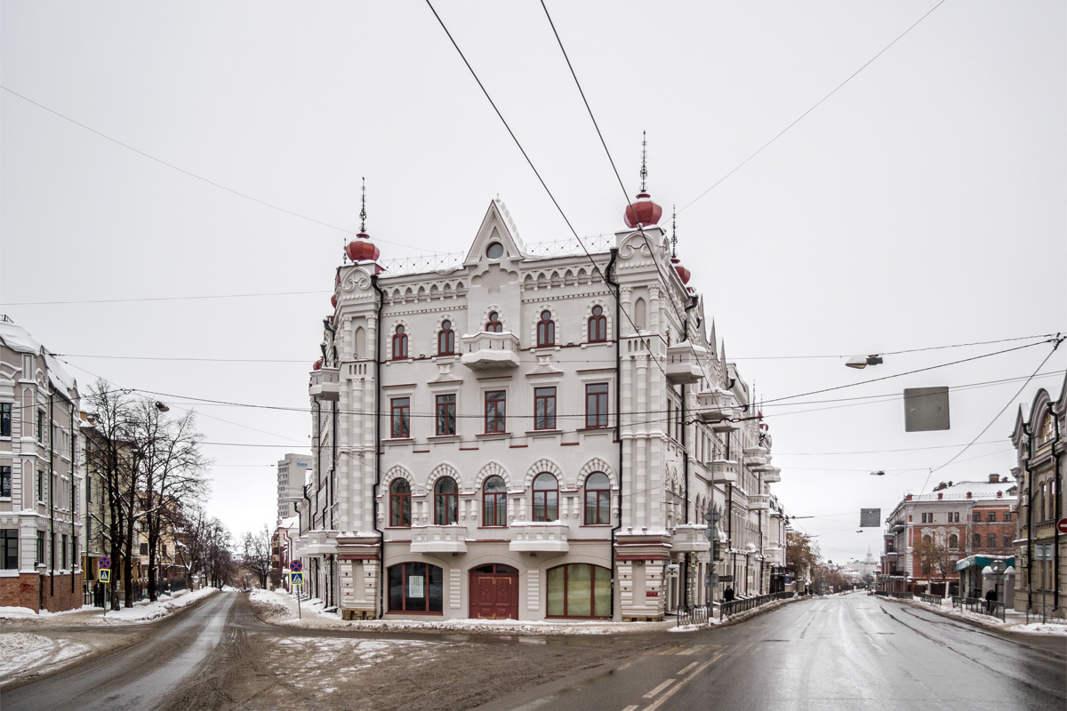 Казань, Улица Максима Горького, 8 / Улица Галактионова, 9