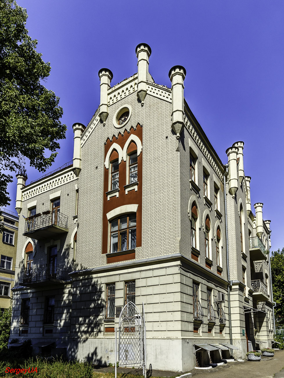Киев, Большая Васильковская улица, 75