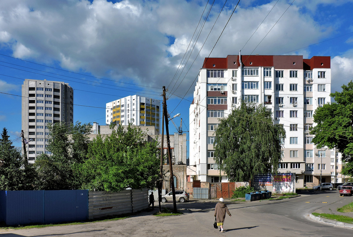 Харьков, Проспект Героев Харькова, 131б