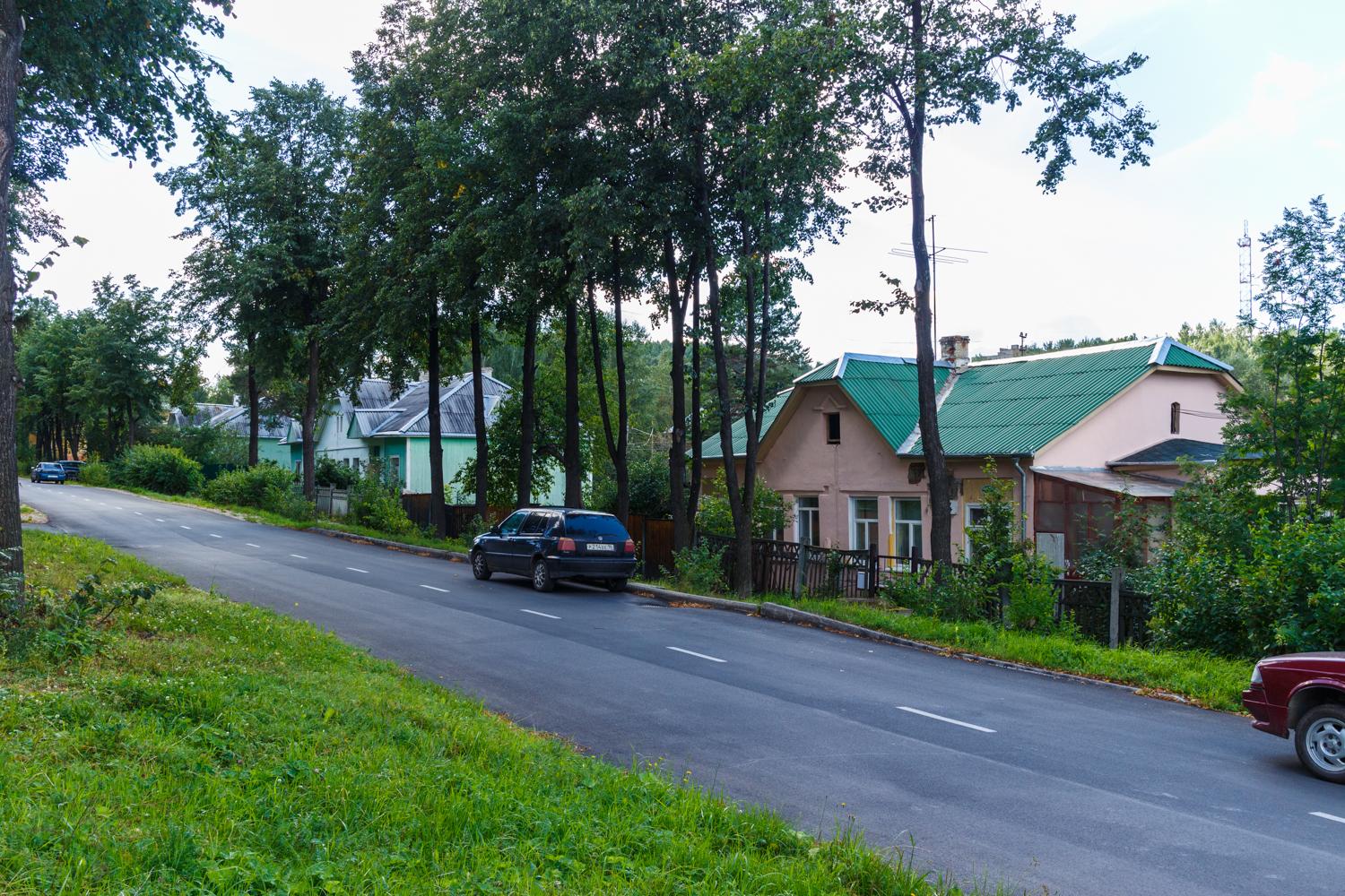 Новоуральск, Улица Маяковского, 6; Улица Маяковского, 4