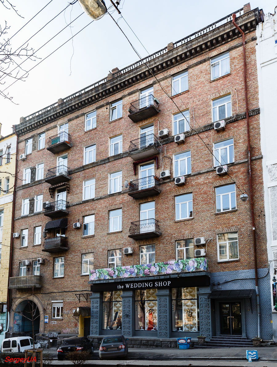 Киев, Улица Антоновича, 22