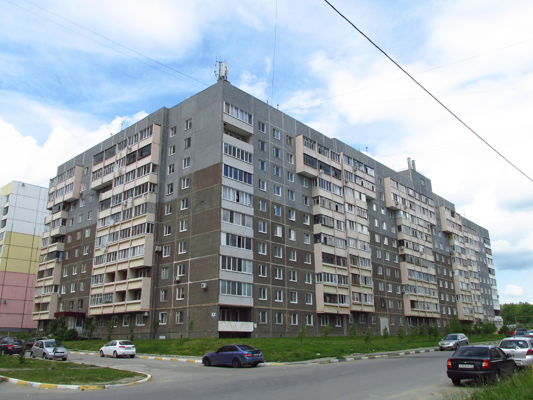 Ульяновск, Улица Скочилова, 1