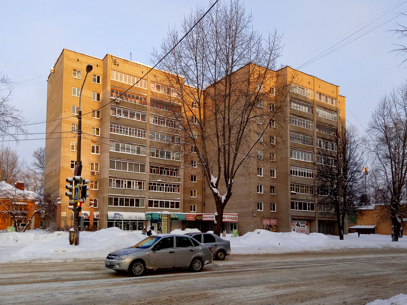 Глазов, Улица Кирова, 54; Улица Кирова, 56