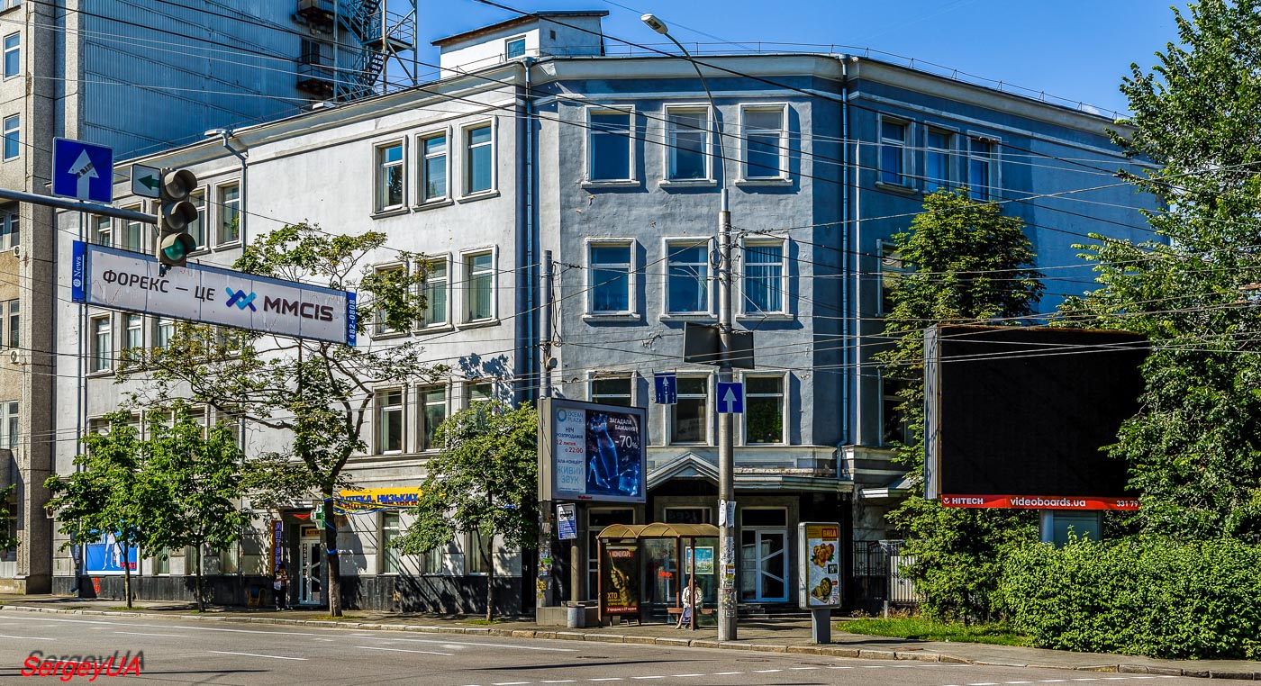 Киев, Улица Антоновича, 66