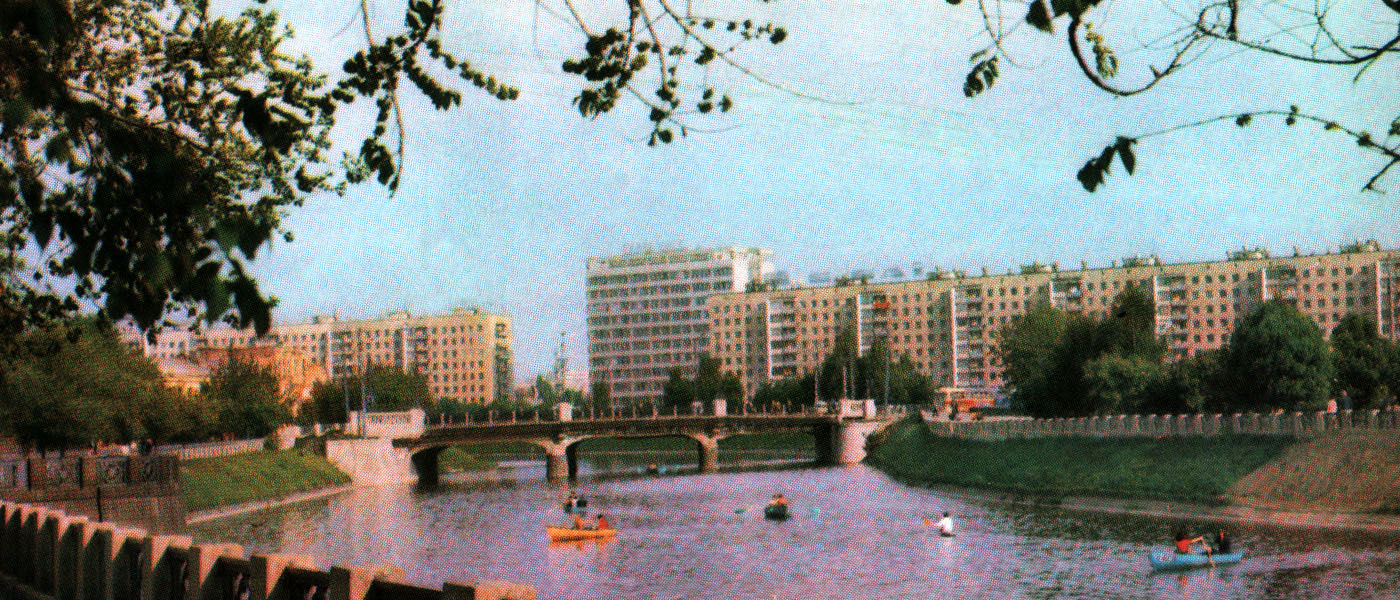 Kharkov, Гимназическая набережная, 18; Гимназическая набережная, 20; Гимназическая набережная, 22