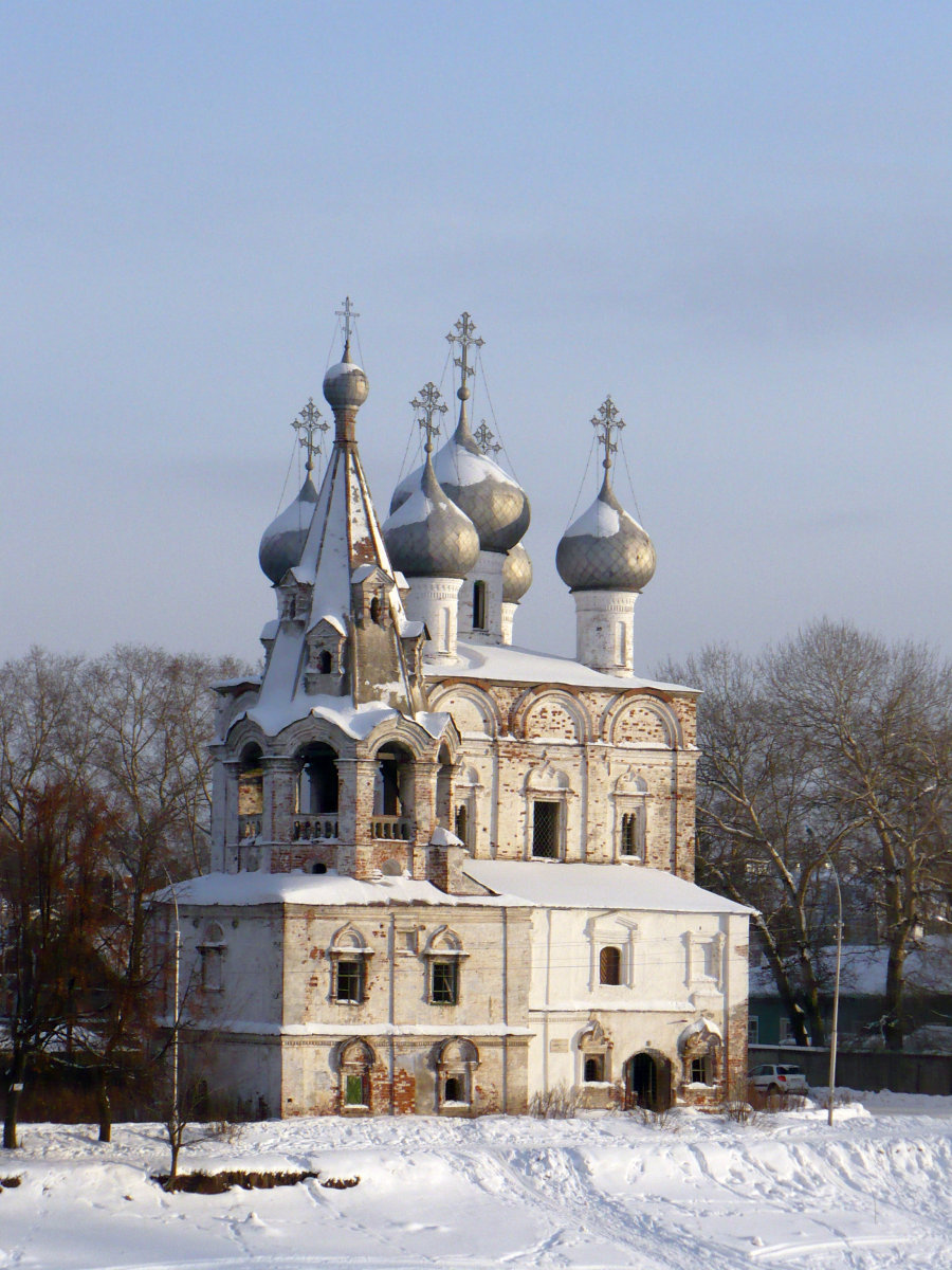 Вологда, Набережная 6-й Армии, 105 / Улица Энгельса, 1