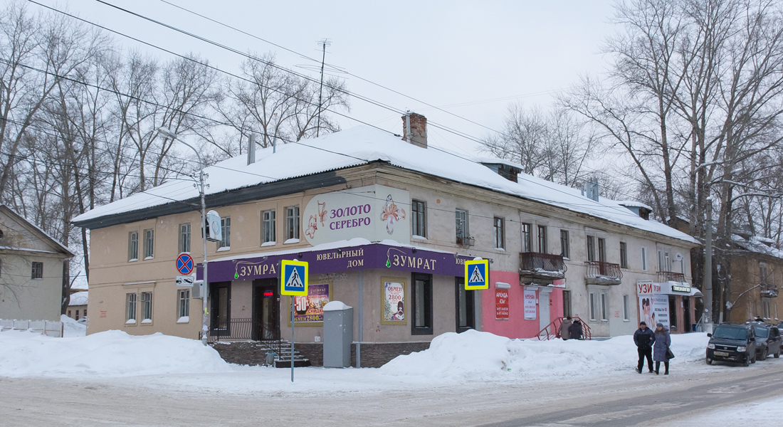 Уфа, Улица Рыбакова, 18 / Кольцевая улица, 79
