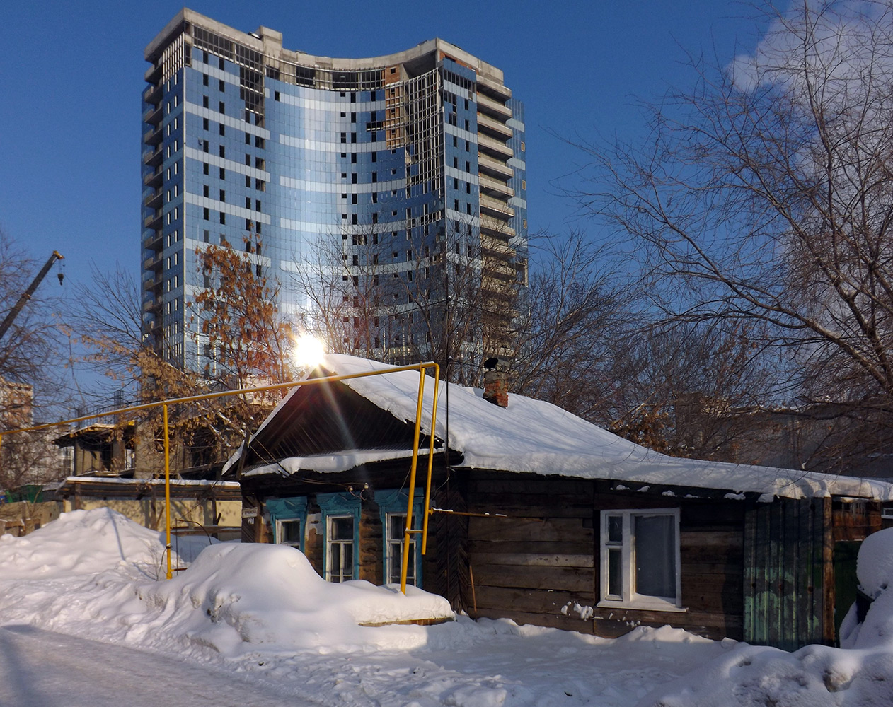 Самара, Дерябинская улица, 27 / Ткачёвская улица, 3; Улица Урицкого, 23
