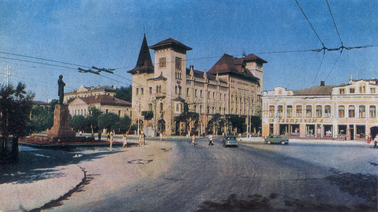 Саратов, Проспект Петра Столыпина, 1
